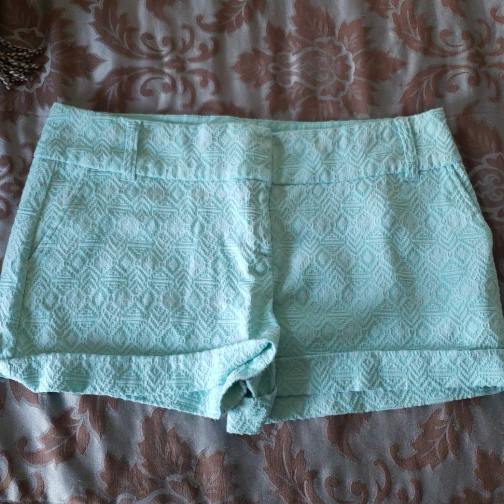 Size 15/16 Maurieces shorts